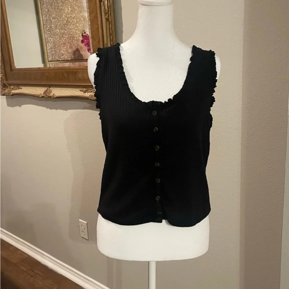 NWT Women’s Medium Tank Top Black Shirt. - Picture 5 of 6